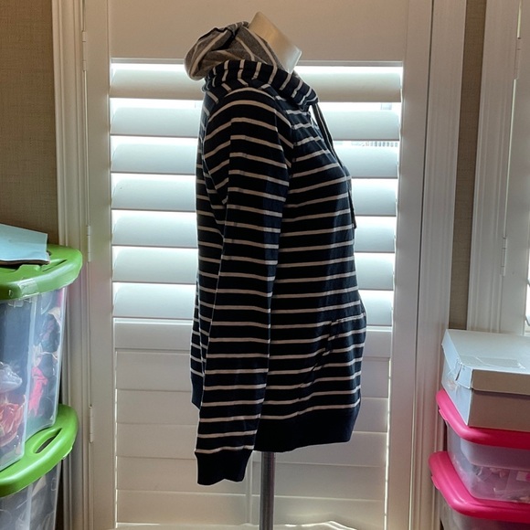 Roxy Black and White Striped Zip-Up Hoodie - Picture 2 of 8